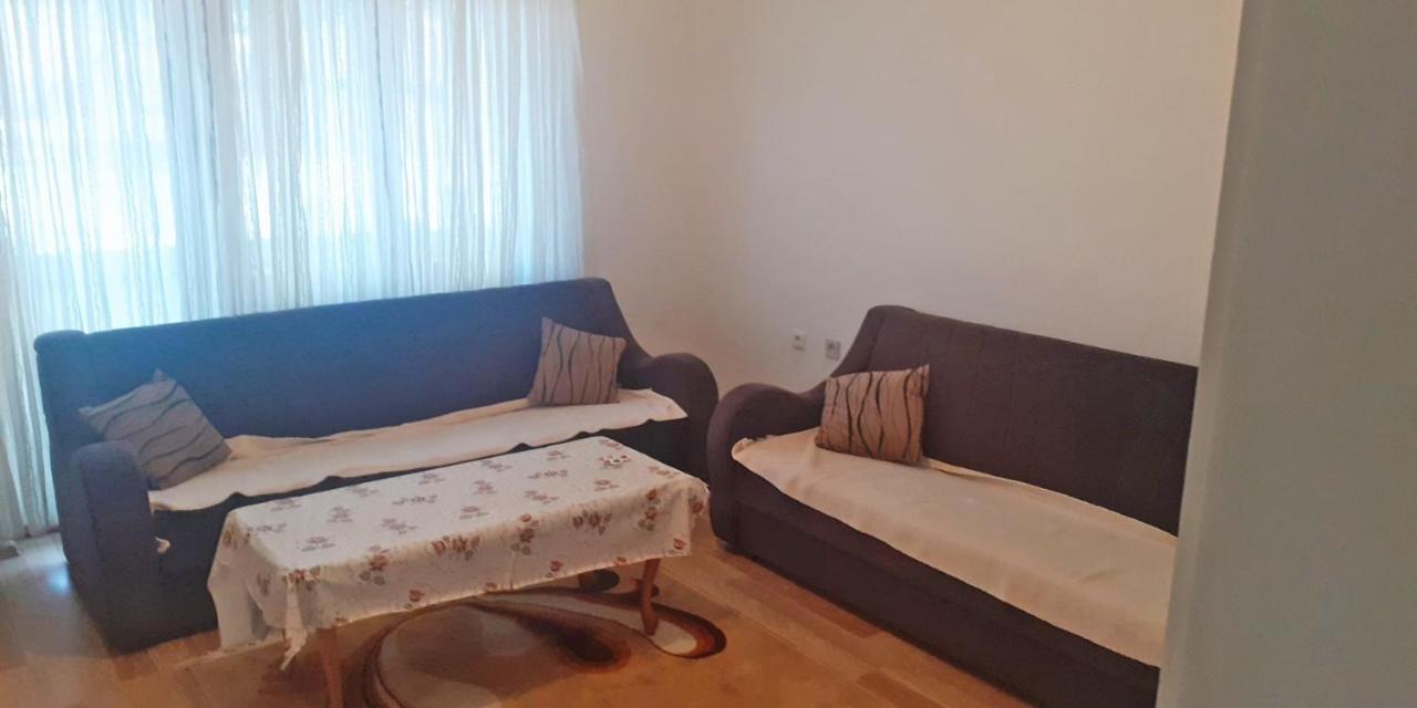 Lovely 1 Bedroom Within Walking Distance, Views Peje Eksteriør bilde