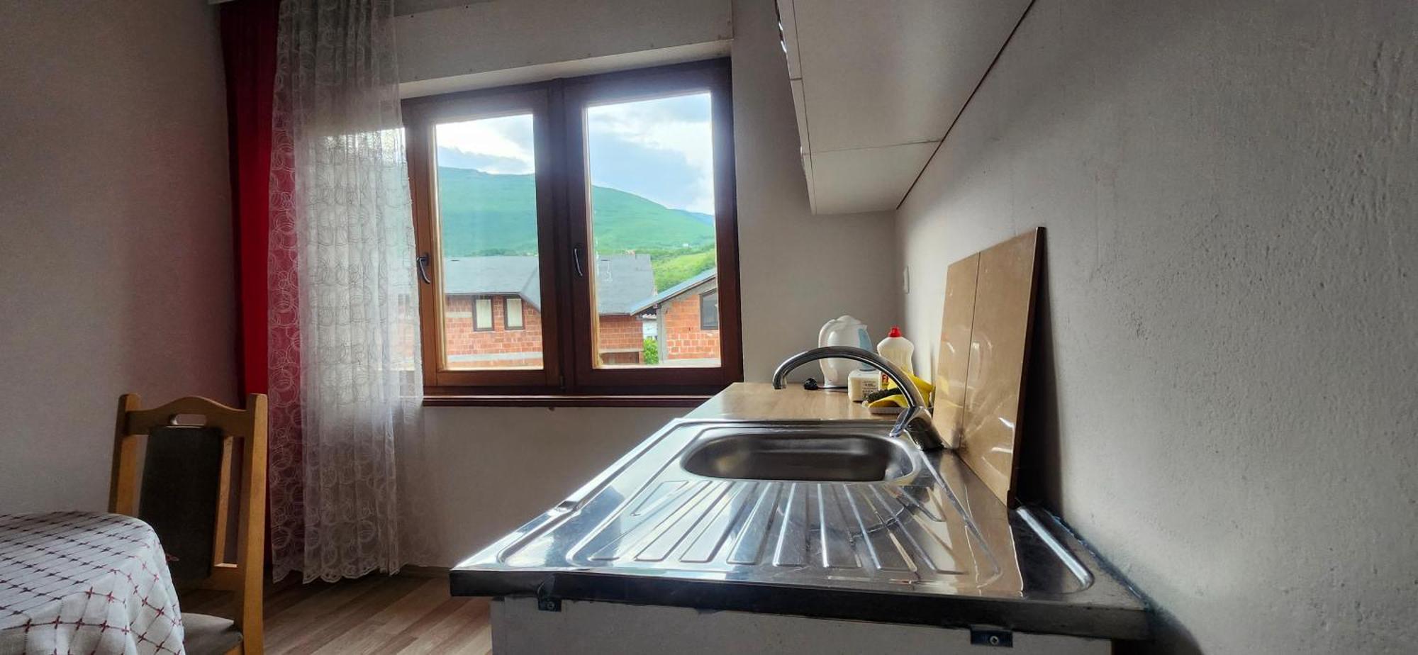 Lovely 1 Bedroom Within Walking Distance, Views Peje Eksteriør bilde
