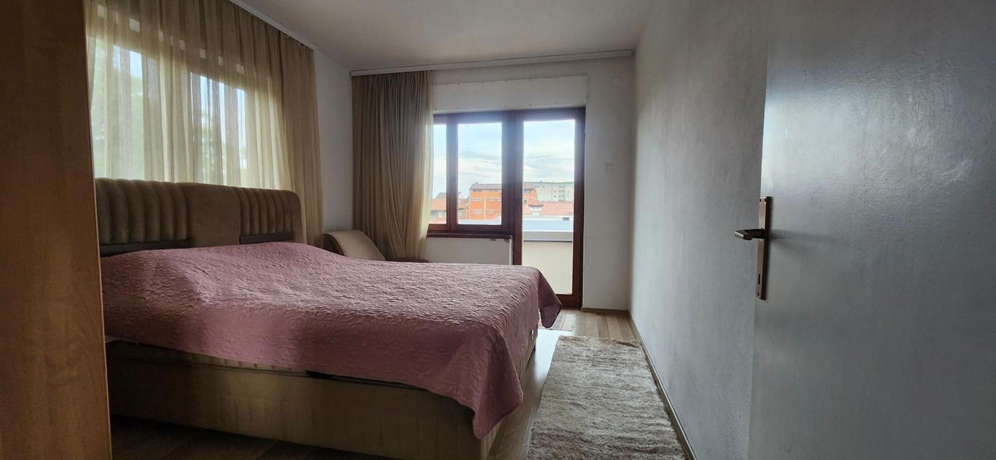 Lovely 1 Bedroom Within Walking Distance, Views Peje Eksteriør bilde